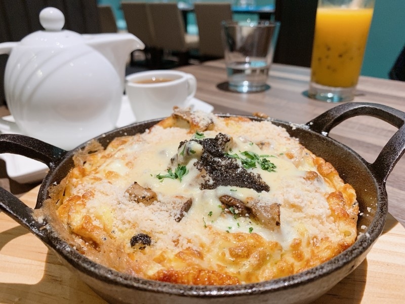 台中南屯 || 莫凡彼咖啡館 Movenpick Café・甜蜜冰淇淋金磚吐司・文心秀泰下午茶推薦