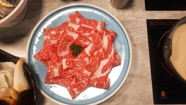 美食 ░ jhujian築間幸福鍋物 高雄大立店,豐富新鮮的海鮮和高CP值性價比,吃火鍋看夜景-高雄質感火鍋推薦_84.jpg 美食 ░ jhujian築間幸福鍋物 高雄大立店,豐富新鮮的海鮮和高CP值性價比,吃火鍋看夜景-高雄質感火鍋推薦_84.jpg