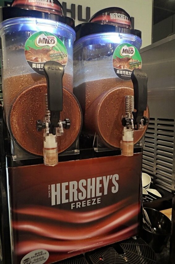 美食 ░ jhujian築間幸福鍋物 高雄大立店,豐富新鮮的海鮮和高CP值性價比,吃火鍋看夜景-高雄質感火鍋推薦_54.jpg 美食 ░ jhujian築間幸福鍋物 高雄大立店,豐富新鮮的海鮮和高CP值性價比,吃火鍋看夜景-高雄質感火鍋推薦_54.jpg