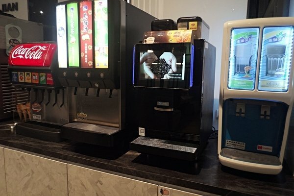 美食 ░ jhujian築間幸福鍋物 高雄大立店,豐富新鮮的海鮮和高CP值性價比,吃火鍋看夜景-高雄質感火鍋推薦_64.jpg 美食 ░ jhujian築間幸福鍋物 高雄大立店,豐富新鮮的海鮮和高CP值性價比,吃火鍋看夜景-高雄質感火鍋推薦_64.jpg