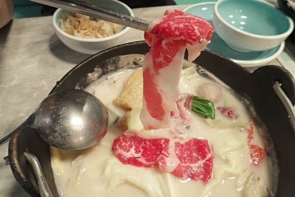 美食 ░ jhujian築間幸福鍋物 高雄大立店,豐富新鮮的海鮮和高CP值性價比,吃火鍋看夜景-高雄質感火鍋推薦_35.jpg 美食 ░ jhujian築間幸福鍋物 高雄大立店,豐富新鮮的海鮮和高CP值性價比,吃火鍋看夜景-高雄質感火鍋推薦_35.jpg