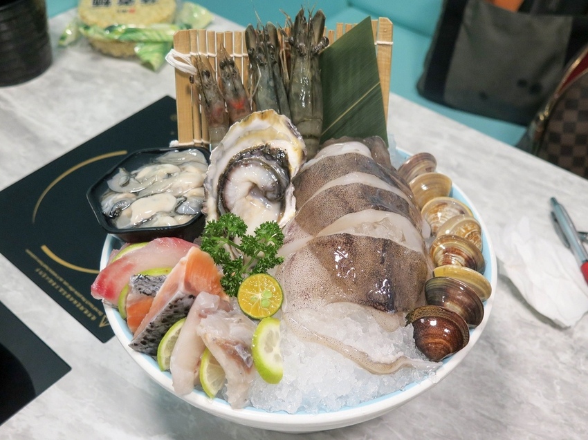 IMG_6634-2.jpg IMG_6634-2.jpg