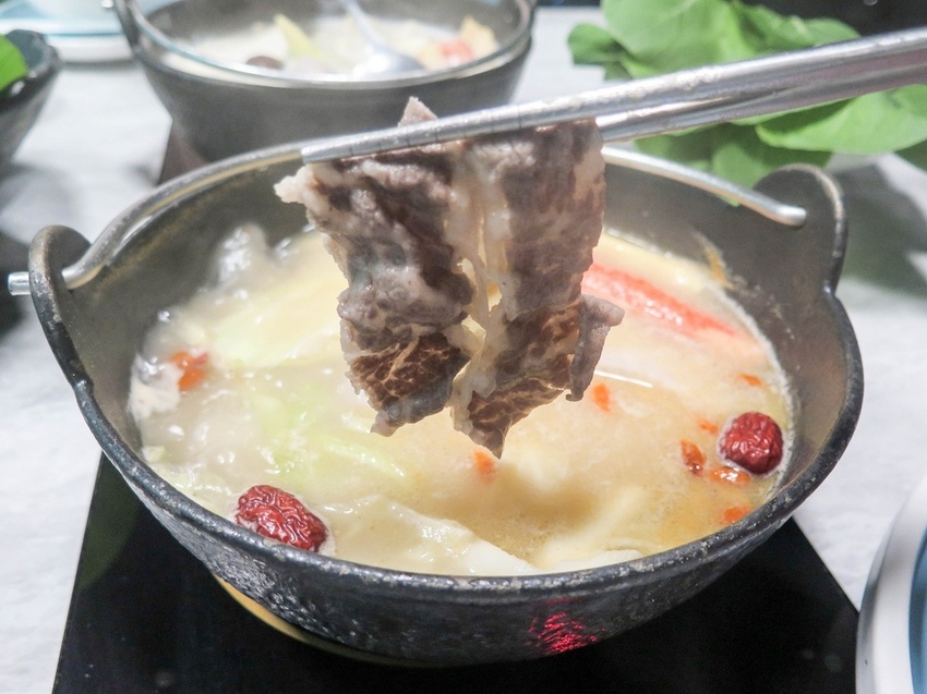 IMG_6644-2.jpg IMG_6644-2.jpg