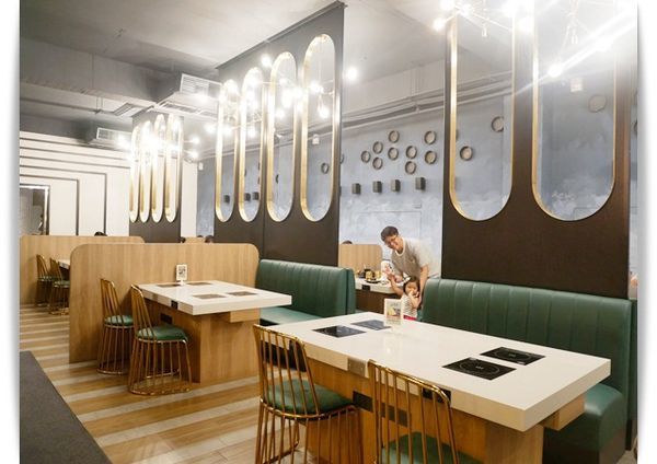 高雄大立「築間幸福鍋物」環境優雅、還能看夜景的火鍋店 ♡