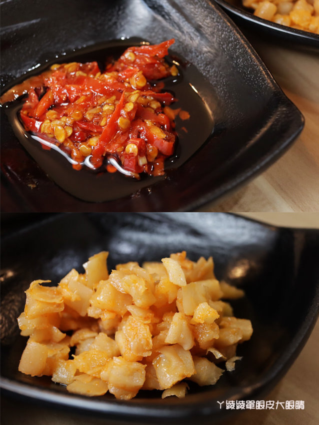 新竹竹北牛肉麵推薦麵家二眷竹北店!會噴汁的冰花煎餃!牛肉麵一碗不到百元,每日現磨豆花免費請你吃