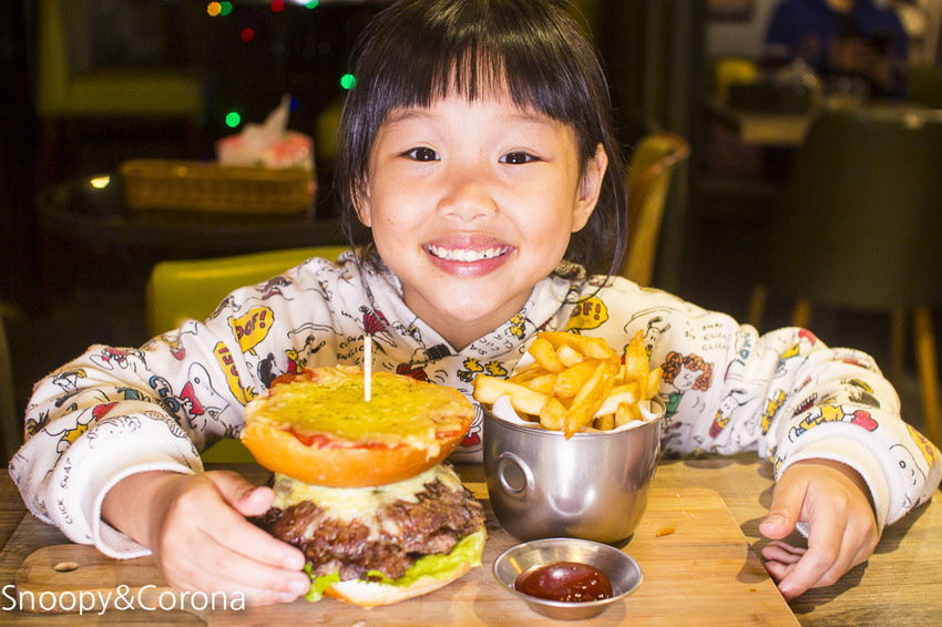 【台北美食】文山區美式餐廳｜文山區美式早午餐｜PATIO 46沛緹歐美式餐廳～萬芳醫院美式餐廳，復古美式風格營造輕鬆氛圍
