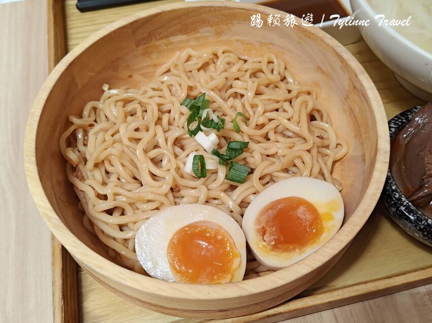 新北市中和區【新北美食】大師兄銷魂麵舖，彈牙麵條搭配濃郁湯頭 | 永安市場四號公園必吃美食 | 中和美食推薦