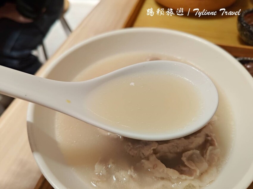 新北市中和區【新北美食】大師兄銷魂麵舖，彈牙麵條搭配濃郁湯頭 | 永安市場四號公園必吃美食 | 中和美食推薦