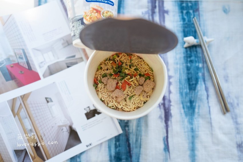 和風炸雞泡麵,摩斯泡麵,日清摩斯,日清杯麵,海洋珍珠堡泡麵 @薇樂莉 Love Viaggio | 旅行.生活.攝影