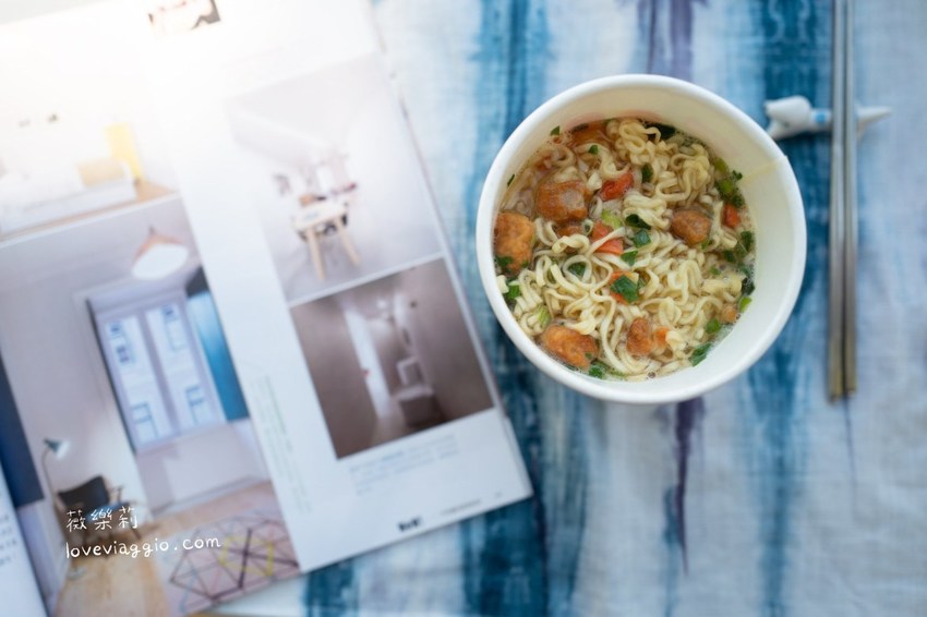 和風炸雞泡麵,摩斯泡麵,日清摩斯,日清杯麵,海洋珍珠堡泡麵 @薇樂莉 Love Viaggio | 旅行.生活.攝影