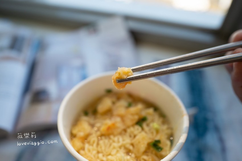 和風炸雞泡麵,摩斯泡麵,日清摩斯,日清杯麵,海洋珍珠堡泡麵 @薇樂莉 Love Viaggio | 旅行.生活.攝影