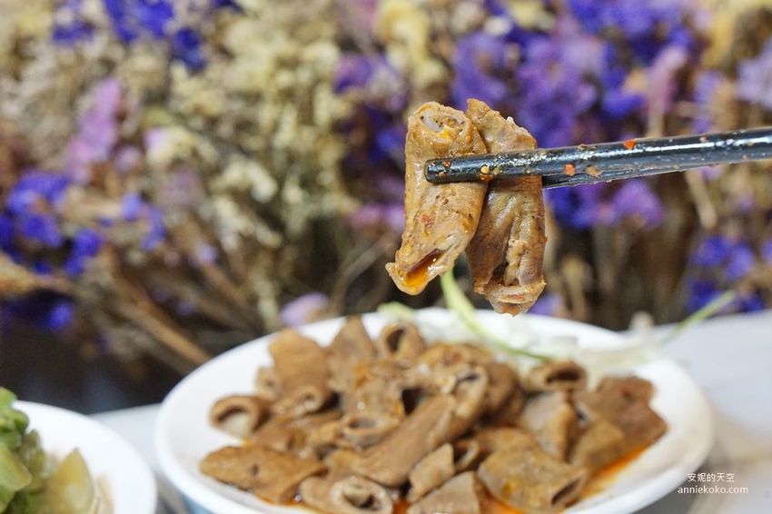 [新莊輔大美食 麻麻號]隱身二樓的超平價麻辣鍋物 百元內就可以吃到澎湃套餐 獨家調配湯頭配料 令人安心的鍋物選擇 - 安妮的天空