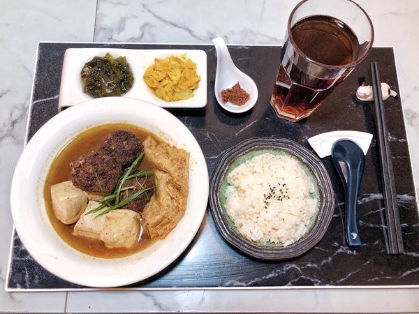 相片 2020-5-27 下午1 36 41 相片 2020-5-27 下午1 36 41