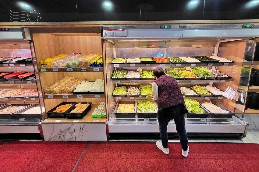 【新千葉火鍋西門町店】鍋物食材區