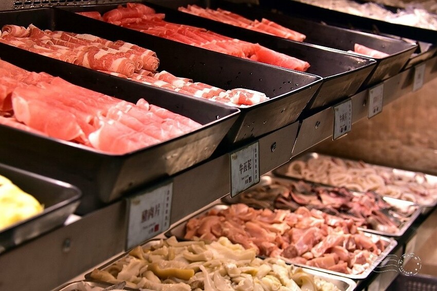 【新千葉火鍋西門町店】鍋物食材區