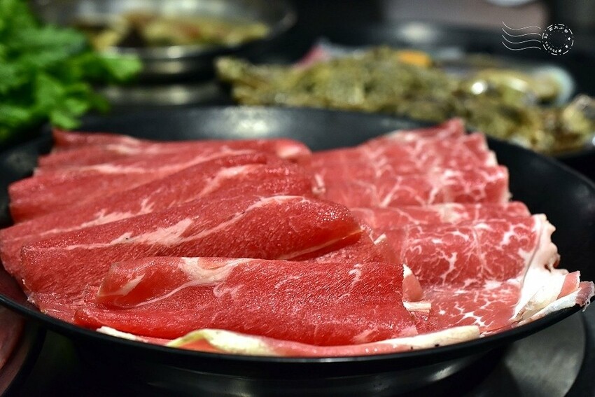 【新千葉火鍋西門町店】紐澳低脂嫩牛肩