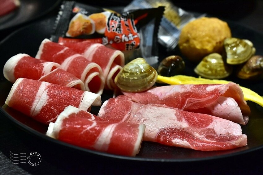 【新千葉火鍋西門町店】牛五花