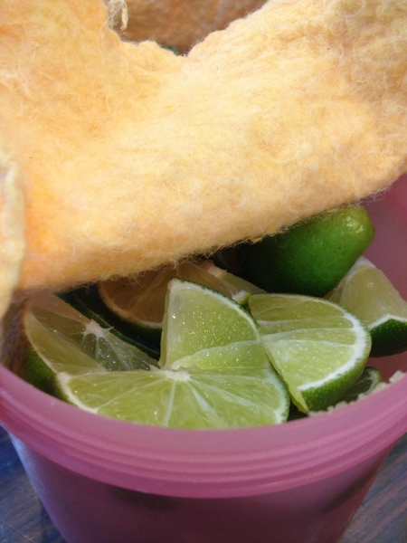 越南河內河粉:不錯吃~生意很好的市場小店~ 越南河內河粉:不錯吃~生意很好的市場小店~