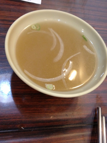 越南河內河粉:不錯吃~生意很好的市場小店~ 越南河內河粉:不錯吃~生意很好的市場小店~