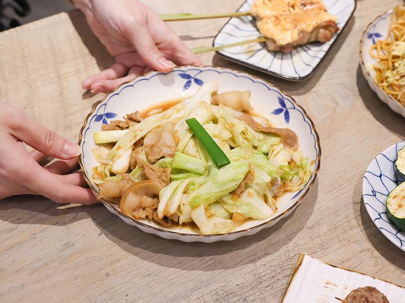 新竹竹北日式居酒屋！橫丁六八屋直火炭烤，老饕最愛串燒、日式炒麵。