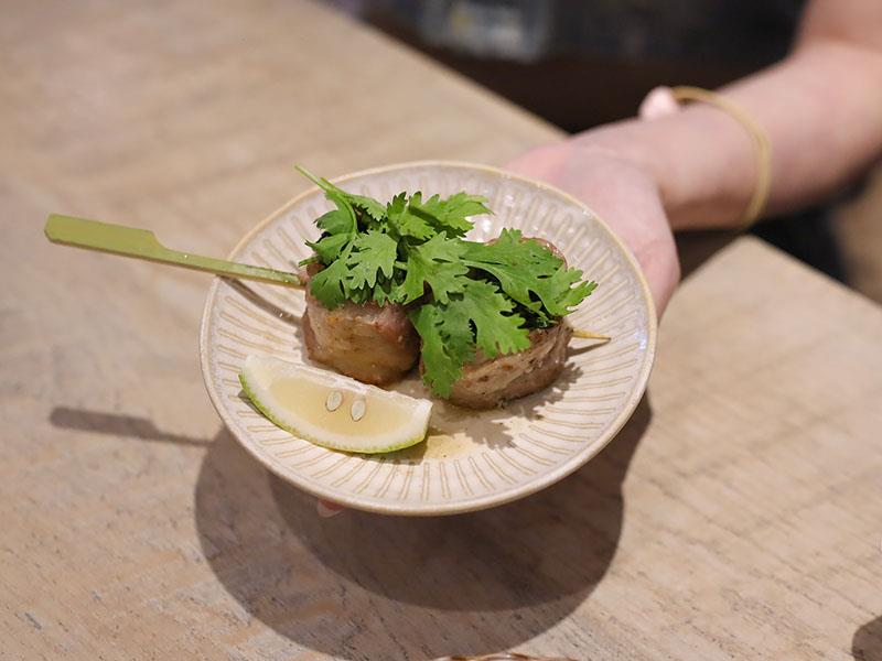 新竹竹北日式居酒屋！橫丁六八屋直火炭烤，老饕最愛串燒、日式炒麵。