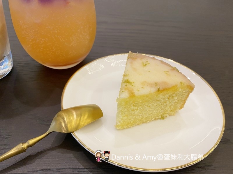 《台北內湖咖啡店》GABIKAPI咖啡廳。時尚好拍咖啡表現也不俗︱捷運站西湖站,港墘站附近（影片）