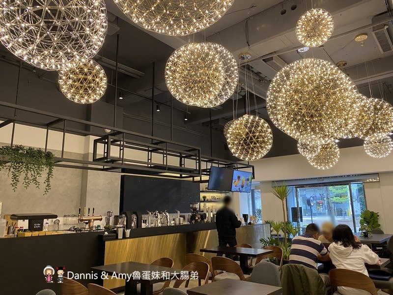 《台北內湖咖啡店》GABIKAPI咖啡廳。時尚好拍咖啡表現也不俗︱捷運站西湖站,港墘站附近（影片）