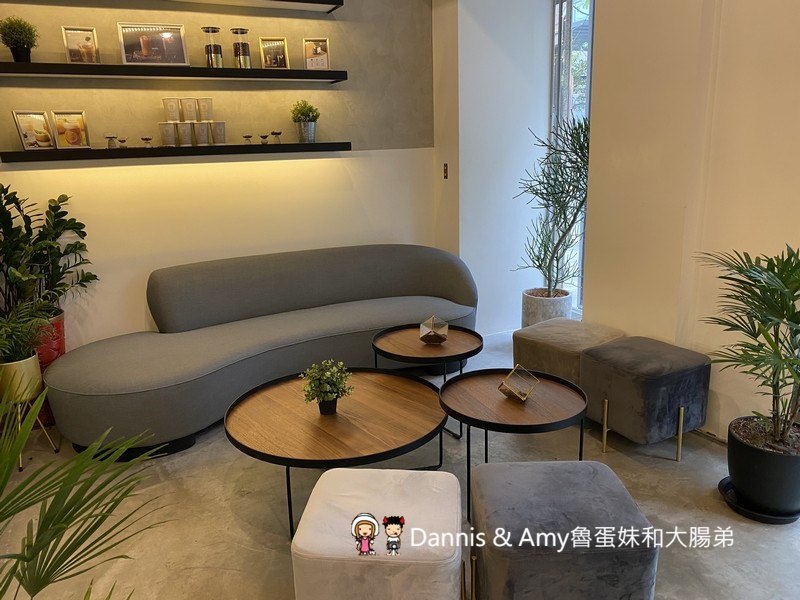 《台北內湖咖啡店》GABIKAPI咖啡廳。時尚好拍咖啡表現也不俗︱捷運站西湖站,港墘站附近（影片）