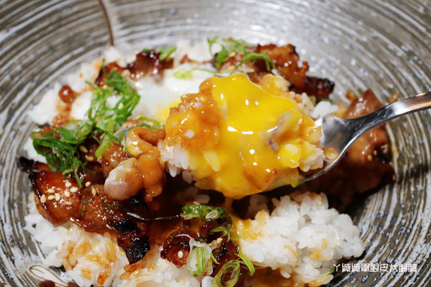 新竹城隍廟附近平價美食推薦！一心隱食堂，新竹日式居酒屋有高CP值便當外送！通通九十元