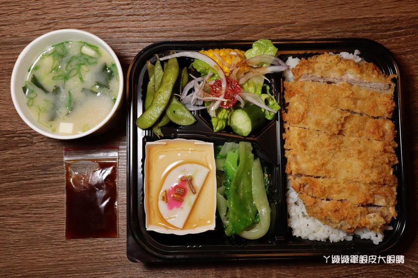 新竹城隍廟附近平價美食推薦！一心隱食堂，新竹日式居酒屋有高CP值便當外送！通通九十元