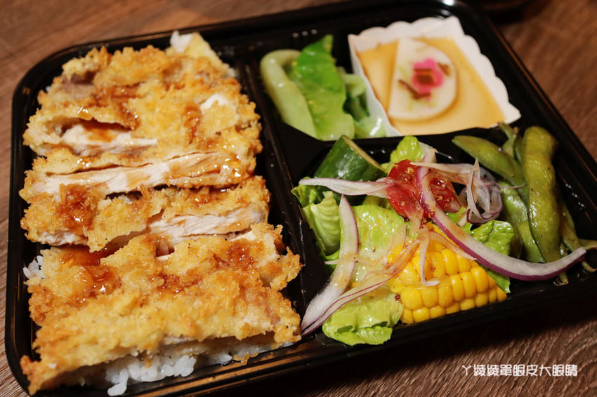 新竹城隍廟附近平價美食推薦！一心隱食堂，新竹日式居酒屋有高CP值便當外送！通通九十元