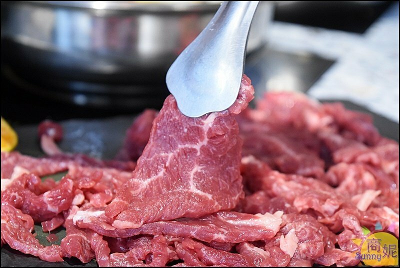 絕品鮮鍋|網評4.8星梧棲蒸氣鍋!海鮮塔無敵鮮一鍋兩吃還有甘貝雜炊粥.免服務費不限時.壽星禮振興券多種優惠