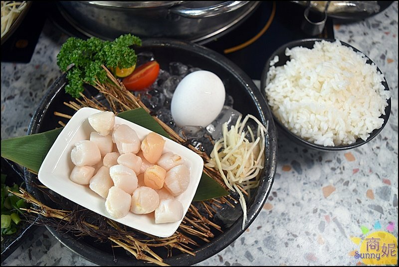 絕品鮮鍋|網評4.8星梧棲蒸氣鍋!海鮮塔無敵鮮一鍋兩吃還有甘貝雜炊粥.免服務費不限時.壽星禮振興券多種優惠