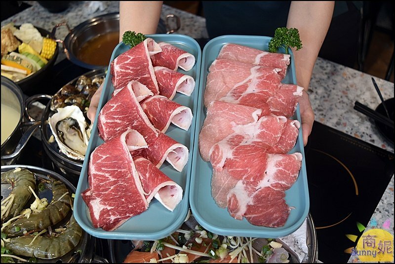 絕品鮮鍋|網評4.8星梧棲蒸氣鍋!海鮮塔無敵鮮一鍋兩吃還有甘貝雜炊粥.免服務費不限時.壽星禮振興券多種優惠