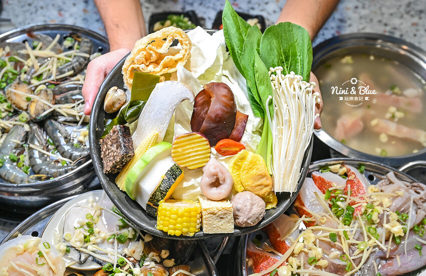 台中梧棲火鍋推薦,三井outlet附近高CP值蒸氣火鍋海鮮塔,推薦加購台灣溫體牛 -妮妮布魯