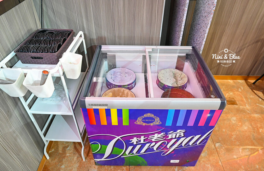 台中梧棲火鍋推薦,三井outlet附近高CP值蒸氣火鍋海鮮塔,推薦加購台灣溫體牛 -妮妮布魯