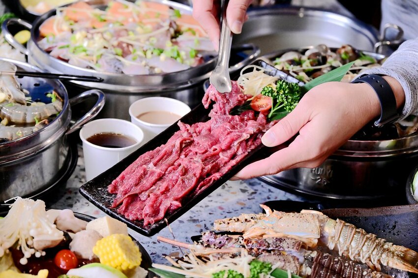 網評4.9超高分激推 海線高CP值蒸氣鍋8種海鮮+2厚切肉+雜炊吃超飽 _絕品鮮鍋梧棲店