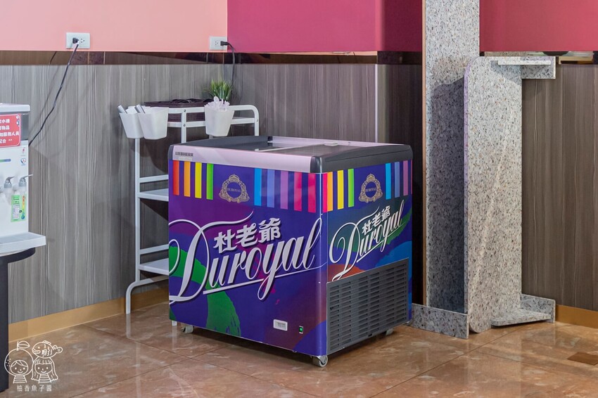 台中蒸氣海鮮塔霸主就在這!8種海鮮+3種肉品飽到天靈蓋,還有整尾新鮮透抽米粉可以DIY