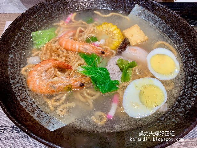 【高雄苓雅美食】伊府將●鍋燒｜把鍋燒麵玩到新的高度＋餐廳級的服務。