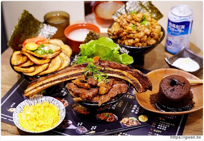 台中平價燒肉丼，120元就能吃到安格斯黑牛，內用雞白湯與冷飲無限享用！