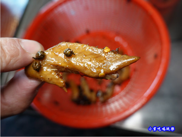 麻辣翅尖-榮榮麻辣滷味 (4).jpg