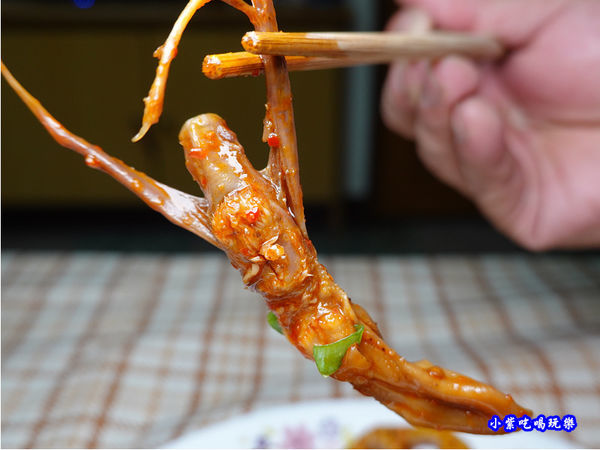 鴨舌頭-榮榮麻辣滷味.jpg