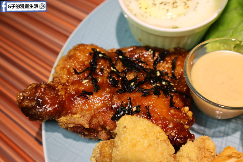 西門早午餐. Bear Junkies/熊飲.大盤子早午餐.美式漢堡.調酒.酒吧.西門美食