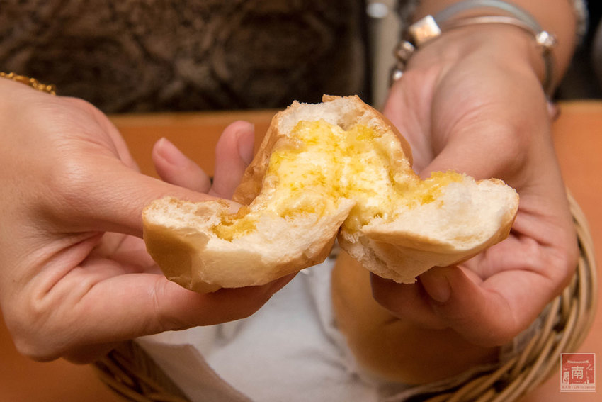 【台南美食】夜市的價位餐廳的品質排餐｜鮮嫩原塊牛排｜花枝排沾點海鹽就好吃~~好好吃牛排 - 南人幫