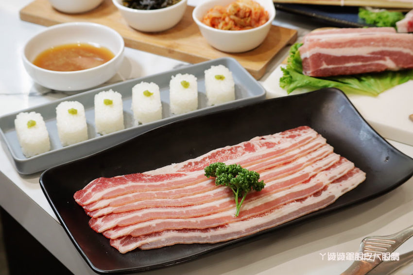 新竹韓式燒肉｜GOGI GOGI韓式燒肉竹北店！比咖啡廳還美的燒烤店！平日午餐399元吃到飽