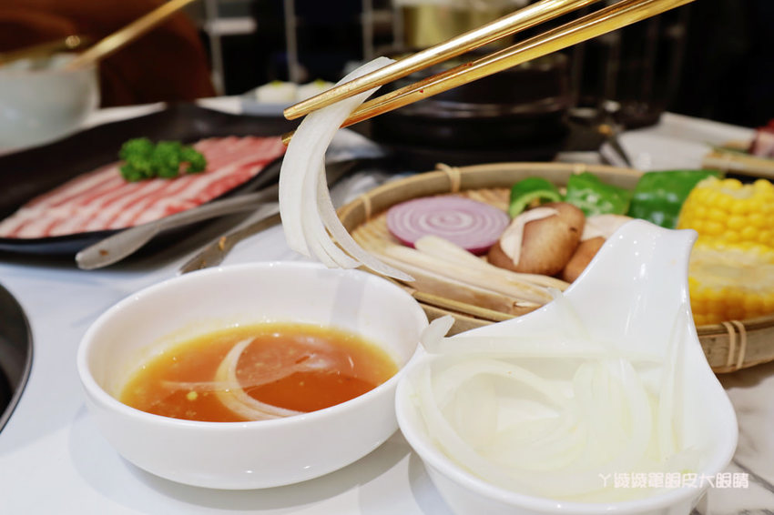 新竹韓式燒肉｜GOGI GOGI韓式燒肉竹北店！比咖啡廳還美的燒烤店！平日午餐399元吃到飽