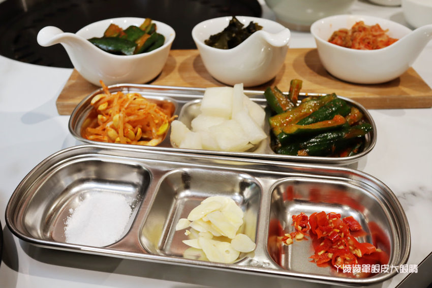 新竹韓式燒肉｜GOGI GOGI韓式燒肉竹北店！比咖啡廳還美的燒烤店！平日午餐399元吃到飽