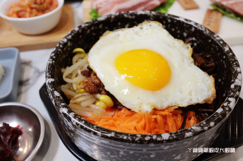 新竹韓式燒肉｜GOGI GOGI韓式燒肉竹北店！比咖啡廳還美的燒烤店！平日午餐399元吃到飽