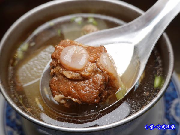冬瓜排骨酥湯-萬家老街豬腳龍岡店  (2).jpg