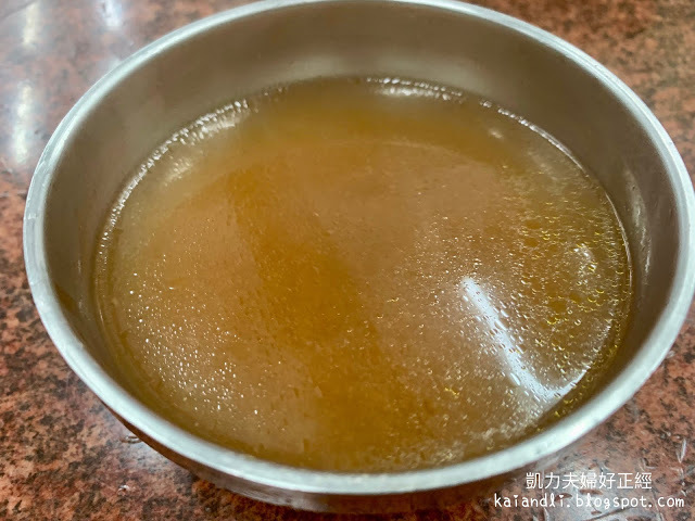 【高雄前金美食】享美味牛肉麵｜台灣第一家牛排炒飯，喜歡吃辣的人不要錯過